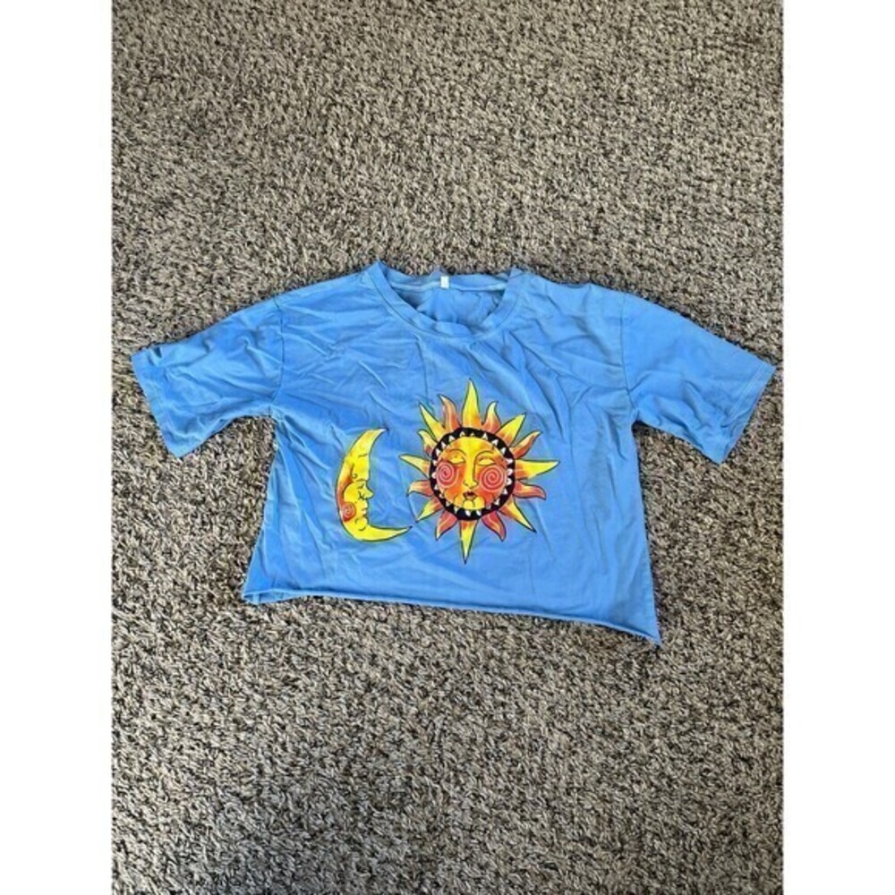 Moon and sun‎ blue crop top size small